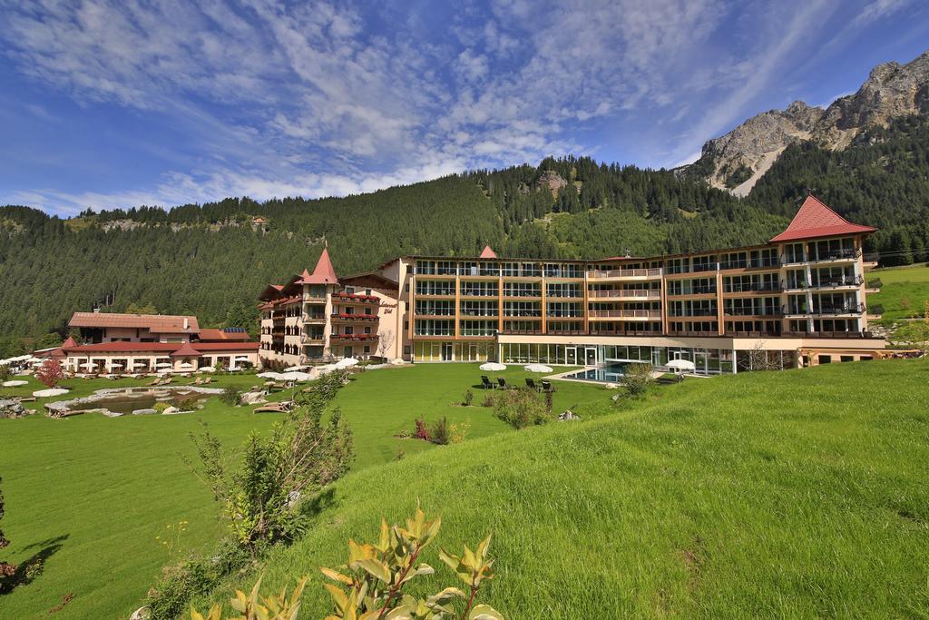 Romantik Resort & Spa Der Laterndl Hof ฮาลเดนซี ภายนอก รูปภาพ