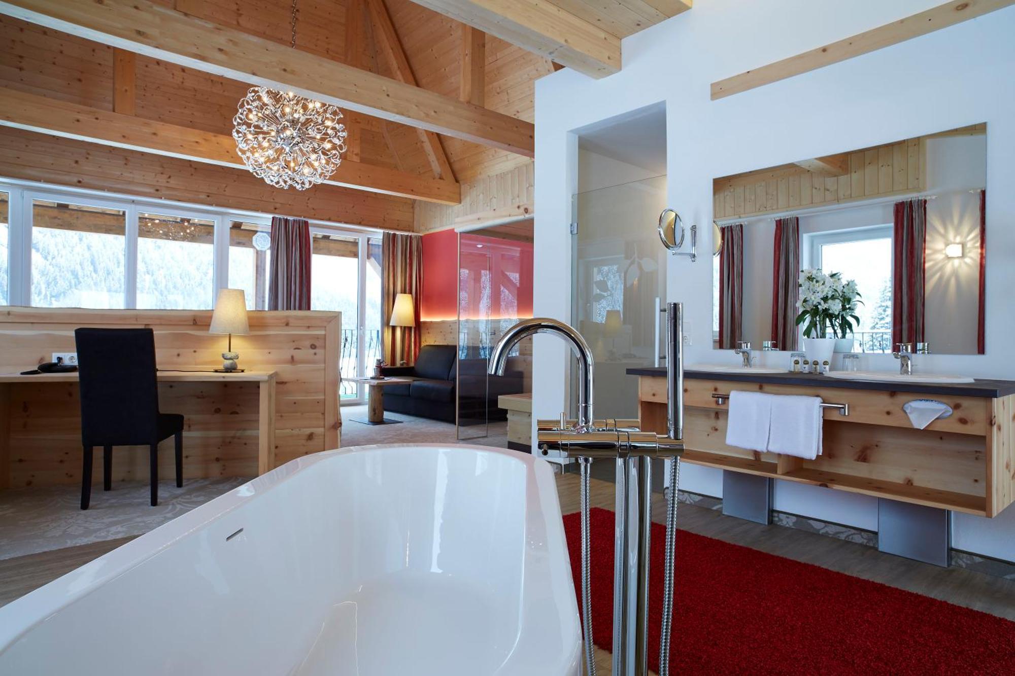 Romantik Resort & Spa Der Laterndl Hof ฮาลเดนซี ภายนอก รูปภาพ
