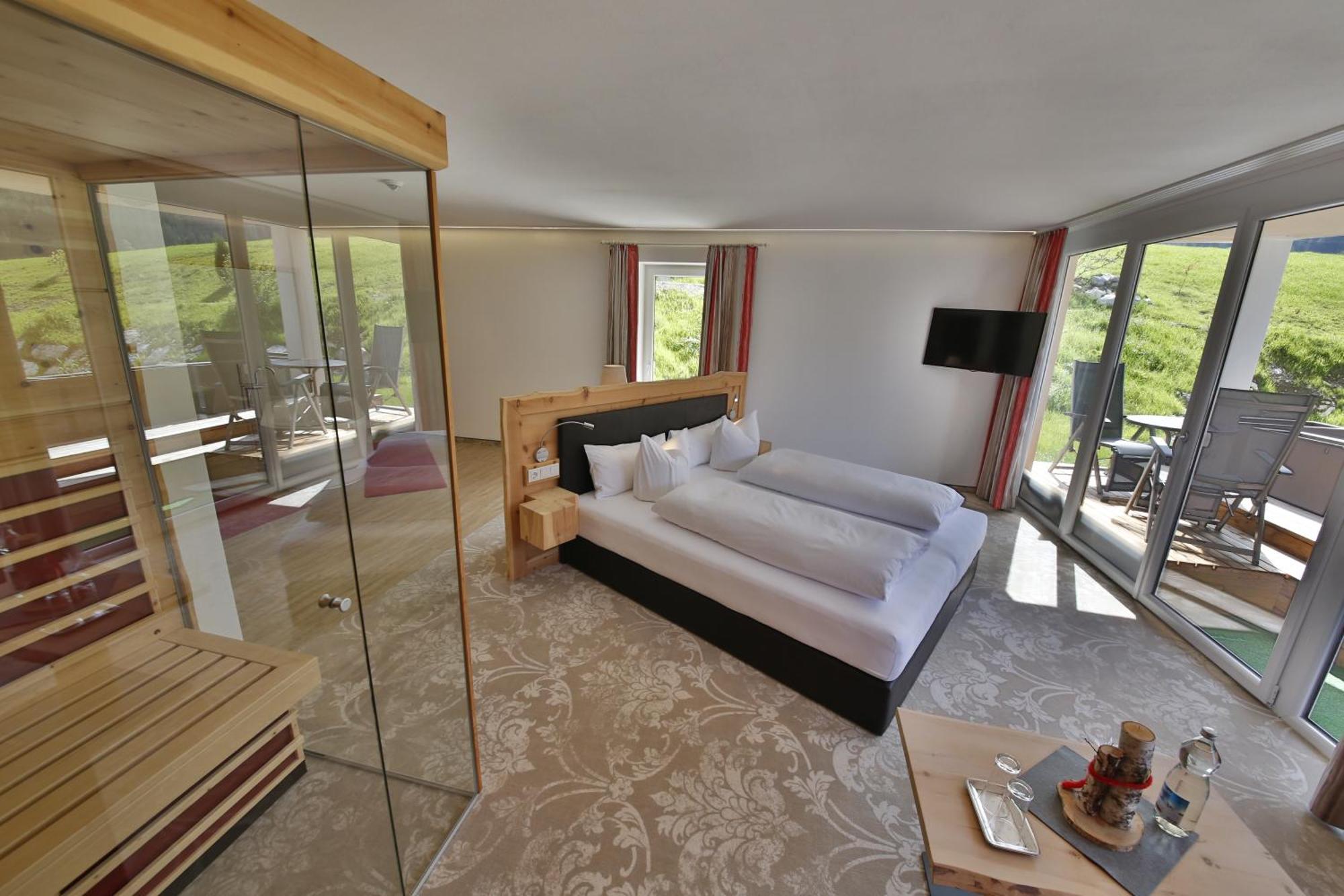 Romantik Resort & Spa Der Laterndl Hof ฮาลเดนซี ห้อง รูปภาพ